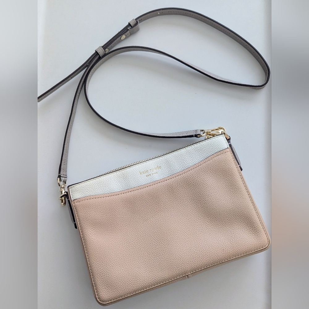 NWOT Kate Spade Light Pink/ Warm Beige and White Crossbody Bag